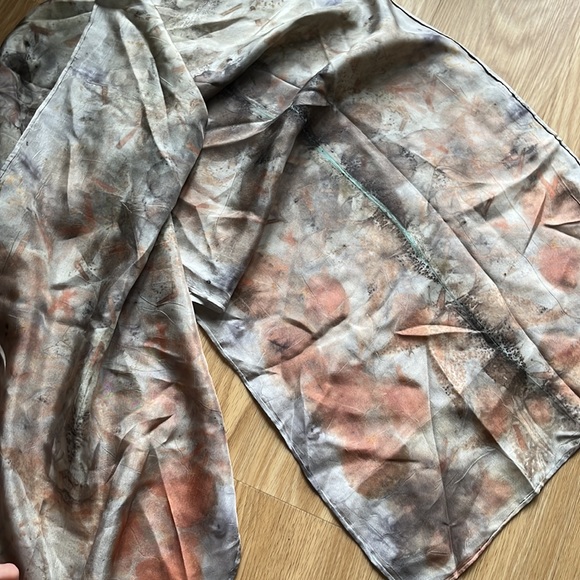 VINTAGE Hand-dyed Silk Scarf With Botanical Leaf Print - Picture 6 of 11